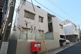 白金ホームズ
