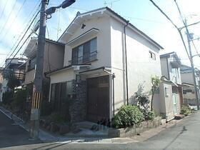 京都府宇治市小倉町神楽田 2階建