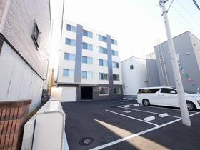 北海道札幌市中央区南二十五条西１２ 5階建 