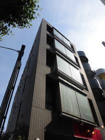 東京都世田谷区駒沢４ 5階建 築20年4ヶ月