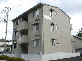 福島県郡山市富田西６ 3階建 築16年