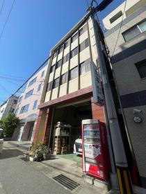 兵庫県神戸市兵庫区塚本通３ 5階建 築46年2ヶ月