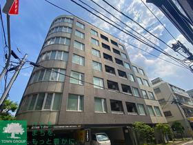 東京都目黒区鷹番３ 8階建 築15年4ヶ月