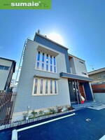 和歌山県和歌山市杉ノ馬場1 3階建
