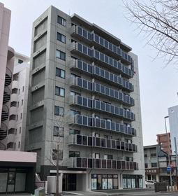 北海道札幌市中央区北一条西２３ 9階建 築2年3ヶ月