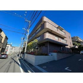 神奈川県横浜市青葉区美しが丘２ 地上4階地下1階建 築18年4ヶ月