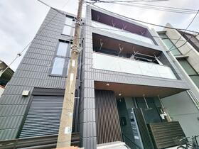 神奈川県藤沢市片瀬４ 3階建 築2年3ヶ月