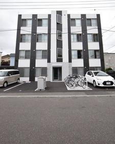 北海道札幌市白石区菊水七条２ 4階建 築4年5ヶ月