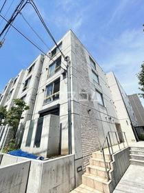 ＺＥＳＴＹ駒沢大学ＩＩ 4階建
