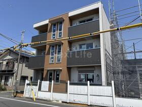 東京都八王子市田町 3階建 