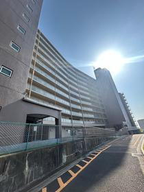 兵庫県神戸市須磨区友が丘４ 11階建