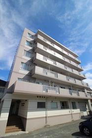 北海道札幌市豊平区平岸四条１３ 6階建 築31年1ヶ月
