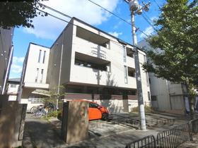 京都府京都市北区小山元町 3階建