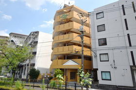 東京都多摩市貝取１ 7階建 築32年7ヶ月