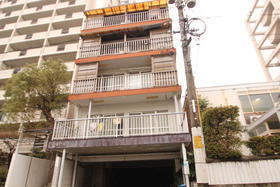 広島県広島市中区小町 5階建 築50年9ヶ月