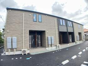 群馬県高崎市棟高町  2階建