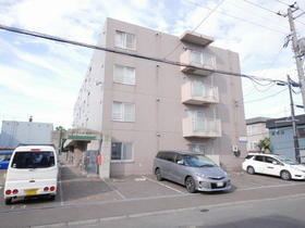 北海道札幌市東区東苗穂三条２ 4階建 築30年1ヶ月