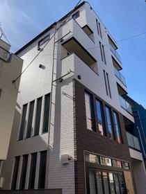 東京都豊島区西池袋３ 5階建 築4年3ヶ月