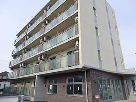 ルミナス荒井西 5階建