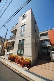 大阪府大阪市城東区鴫野東３ 3階建 築6年11ヶ月