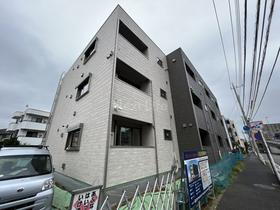 神奈川県横浜市緑区鴨居５ 3階建 築1年10ヶ月
