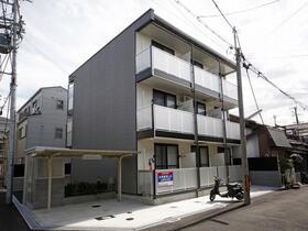 レオパレスＳｈｕ 3階建