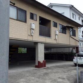山崎コーポ 2階建
