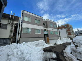 北海道札幌市北区北二十四条西２ 3階建 築26年9ヶ月