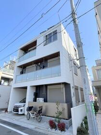 東京都練馬区豊玉中２ 築2年11ヶ月 3階建