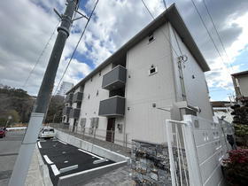 兵庫県神戸市垂水区舞子台８ 3階建