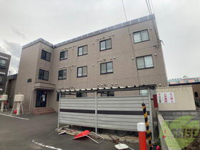 北海道札幌市北区屯田六条２ 3階建 築16年9ヶ月