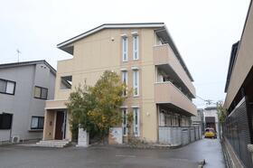 プレタポルテ 3階建
