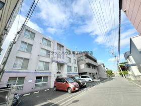 北海道札幌市東区北三十五条東１６ 4階建 築17年6ヶ月