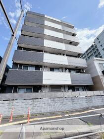 Ｒｅｌａｃｈｅ新宿 6階建