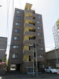 北海道札幌市北区北二十三条西２ 8階建 築23年2ヶ月