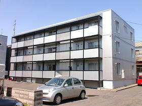 北海道札幌市東区北丘珠四条１ 3階建 築30年6ヶ月