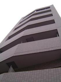 東京都渋谷区東４ 7階建 築15年1ヶ月