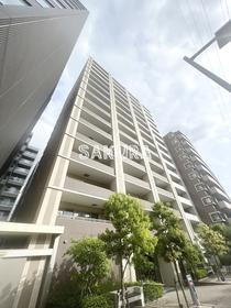 レアシス新横浜パークフロント 15階建