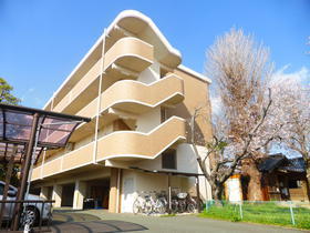 三角コーポ 4階建