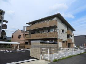 福岡県太宰府市坂本１ 3階建 築8年5ヶ月