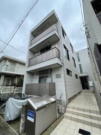 Ｌａｒｇｏ 3階建