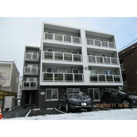 北海道札幌市東区北十八条東１ 4階建 築8年5ヶ月