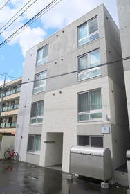 北海道札幌市中央区南七条西１０ 4階建 築5年5ヶ月