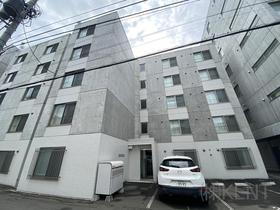 北海道札幌市中央区北五条西１７ 5階建 築11年6ヶ月