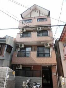 大阪府大阪市生野区中川西１ 4階建