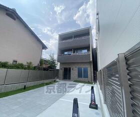 京都府京都市右京区花園艮北町 賃貸マンション