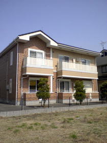 栃木県小山市大字土塔 2階建