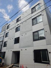 北海道札幌市中央区南五条西１４ 4階建 築8年10ヶ月