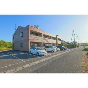 岡山県岡山市東区西大寺中野 2階建