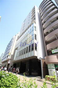 神奈川県横浜市港北区新横浜２ 11階建 築2年3ヶ月